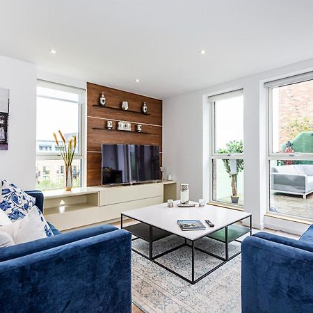 Chiswick Park 3 Bed 3 Bath West London - Parking Lejlighed Eksteriør billede
