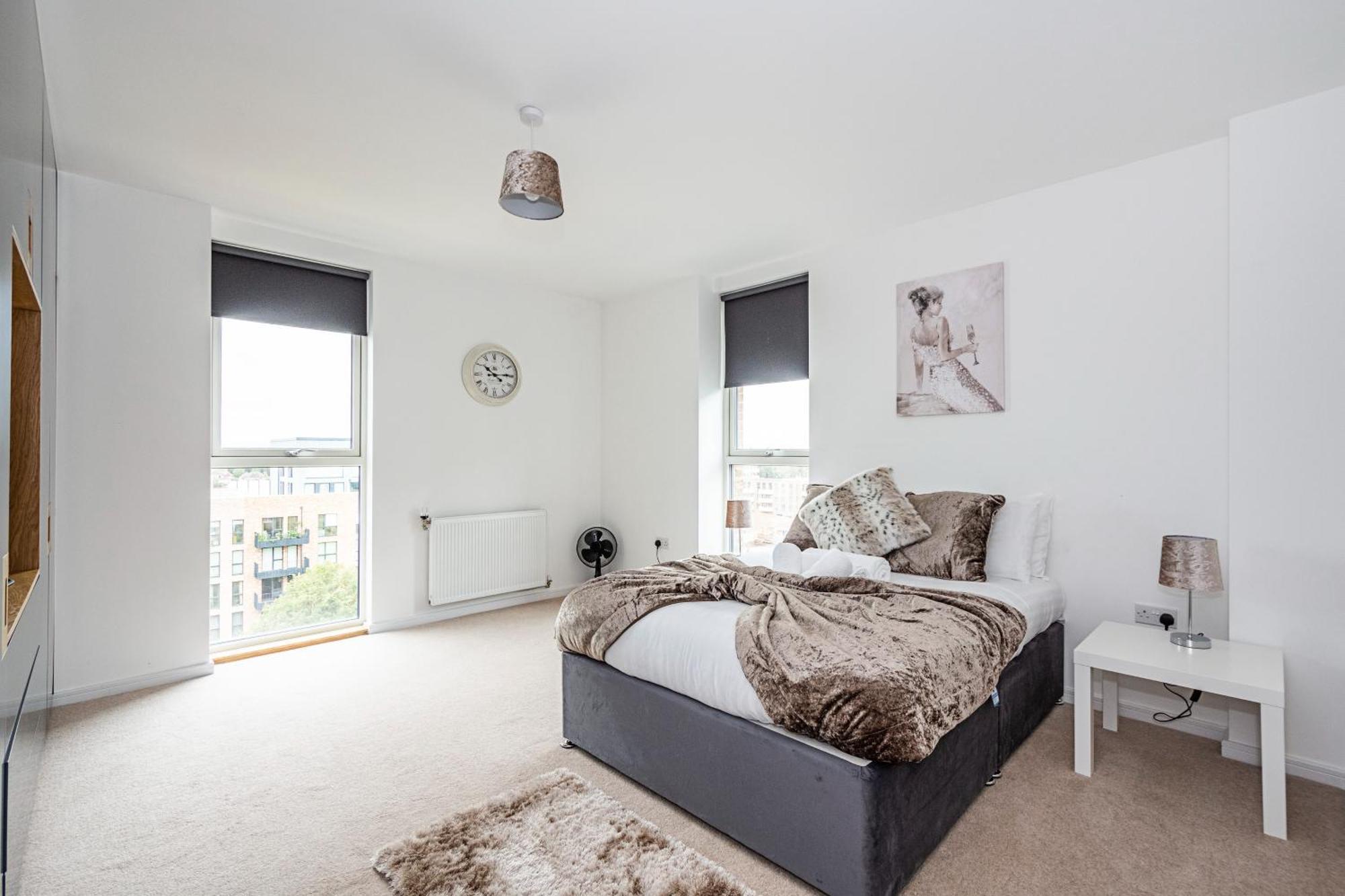 Chiswick Park 3 Bed 3 Bath West London - Parking Lejlighed Eksteriør billede
