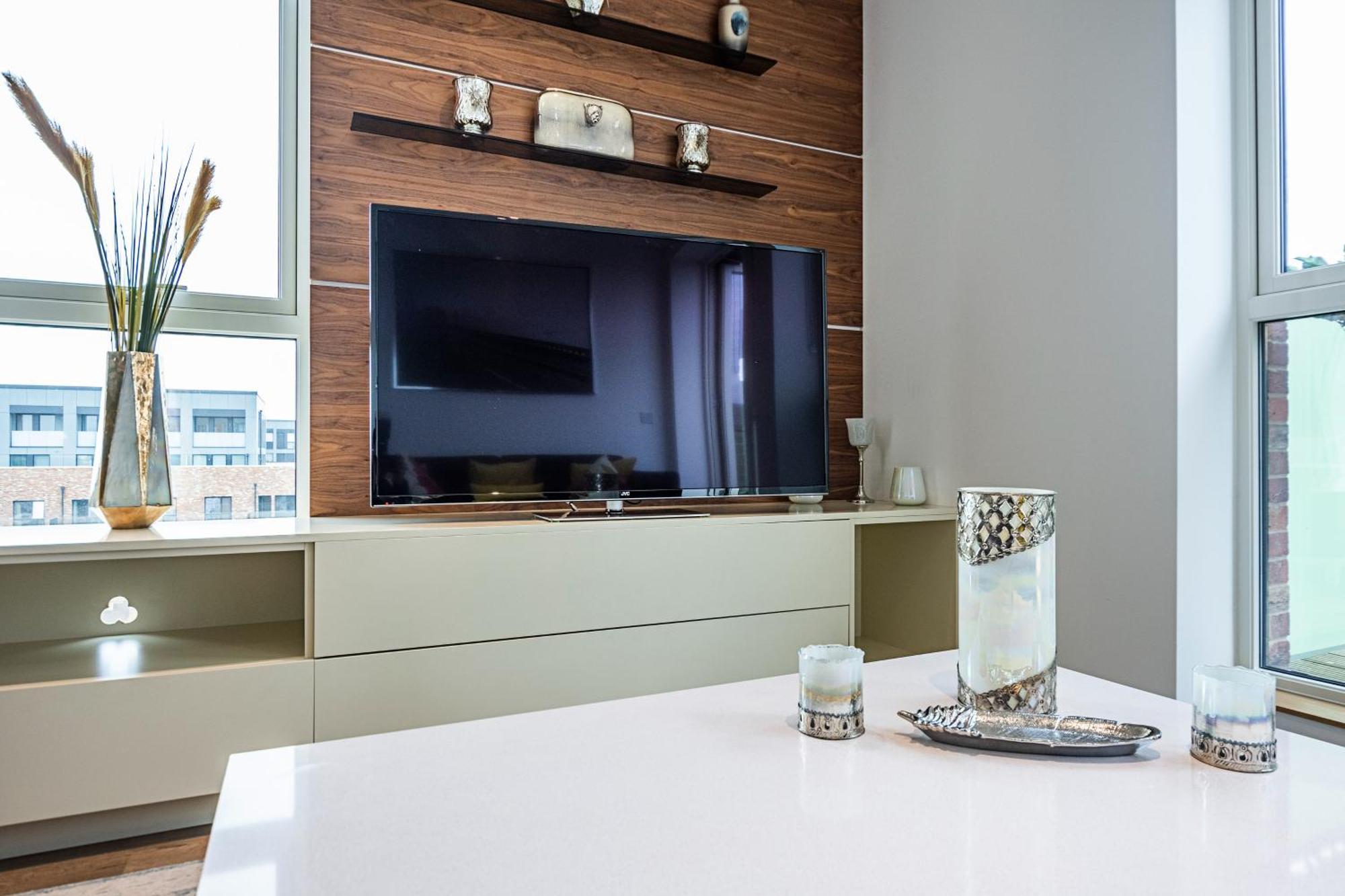 Chiswick Park 3 Bed 3 Bath West London - Parking Lejlighed Eksteriør billede