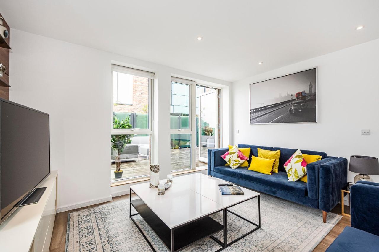 Chiswick Park 3 Bed 3 Bath West London - Parking Lejlighed Eksteriør billede
