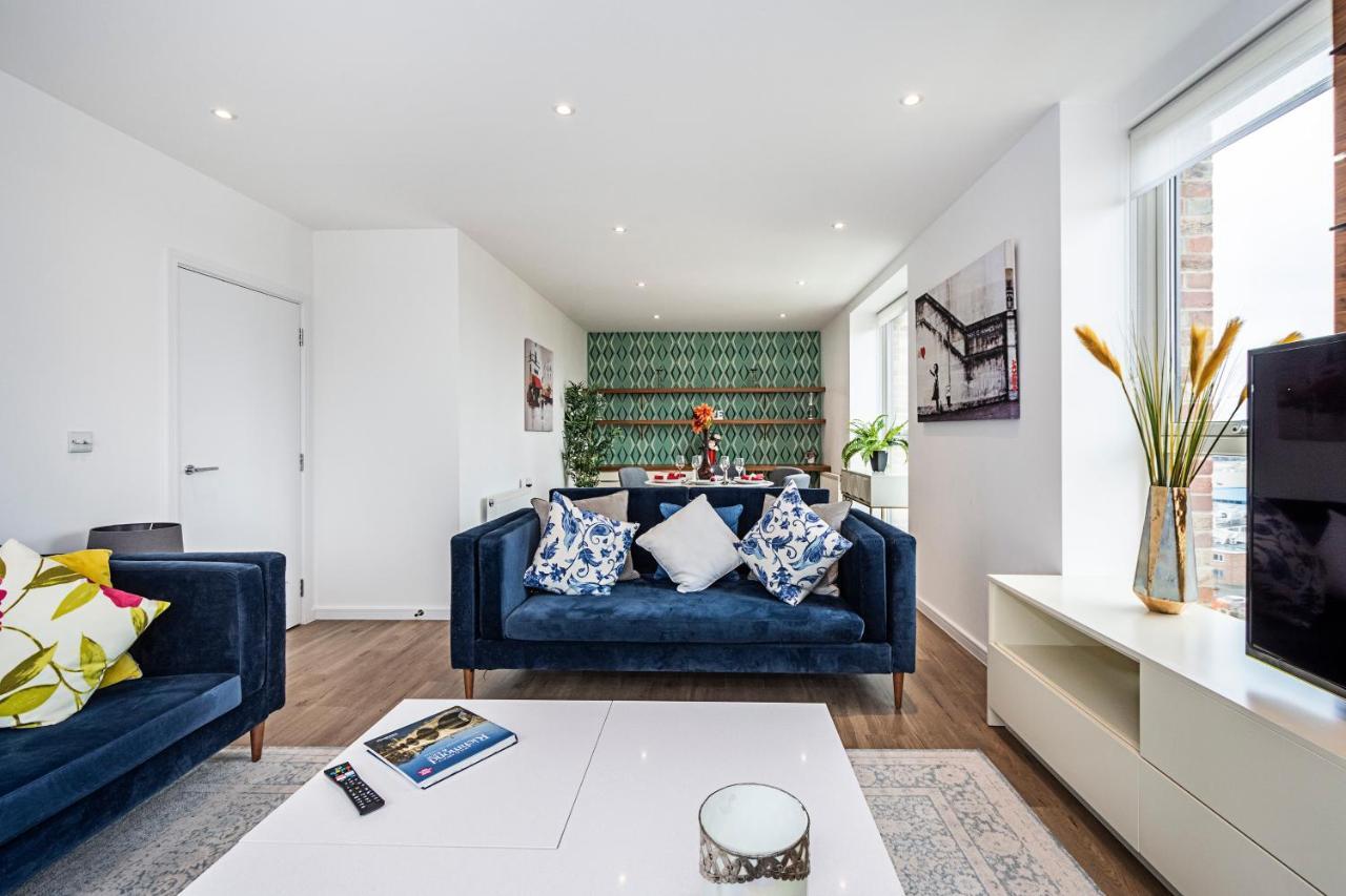 Chiswick Park 3 Bed 3 Bath West London - Parking Lejlighed Eksteriør billede